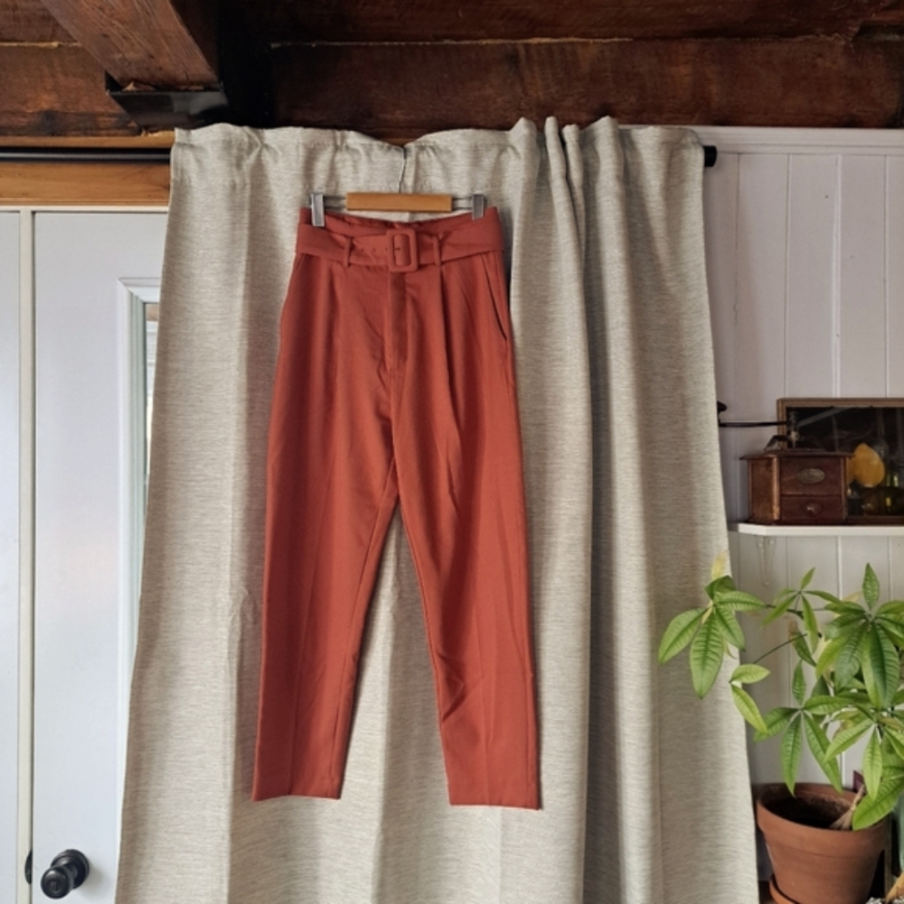 Mango brand carrot clip trousers